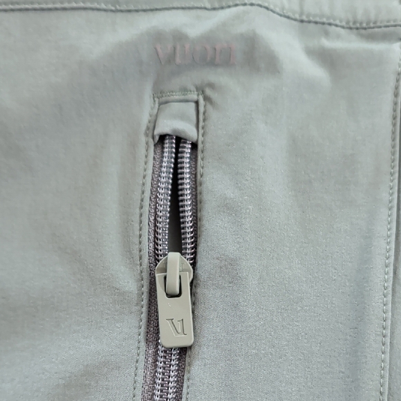 Vuori Renew Trainer Shell Viridian NWT - Picture 7 of 8